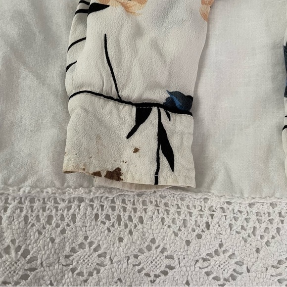 Ganni Sz 36 SMALL Dalton Floral White Crepe Button Down Long Sleeve Blouse FLAWS - Picture 6 of 7